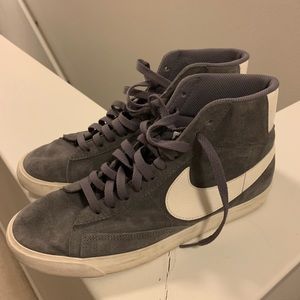 Nike mid blazer size 9.5 PERFECT CONDITION